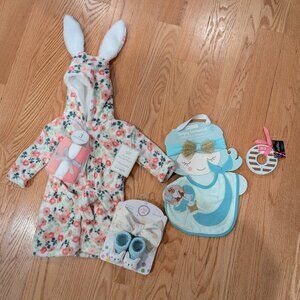 Baby Girl Newborn Spring Gift Bundle Robe, Booties, Washcloths, Closet Organizer